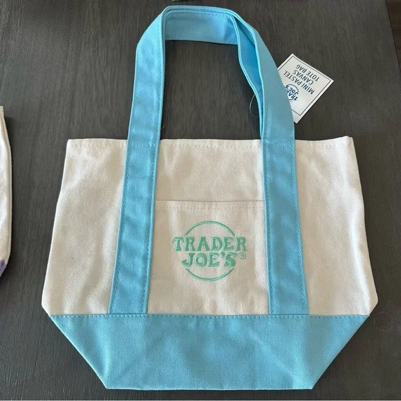 NWT Trader Joes Canvas Tote Bags Set of 4 - Picture 4 of 5